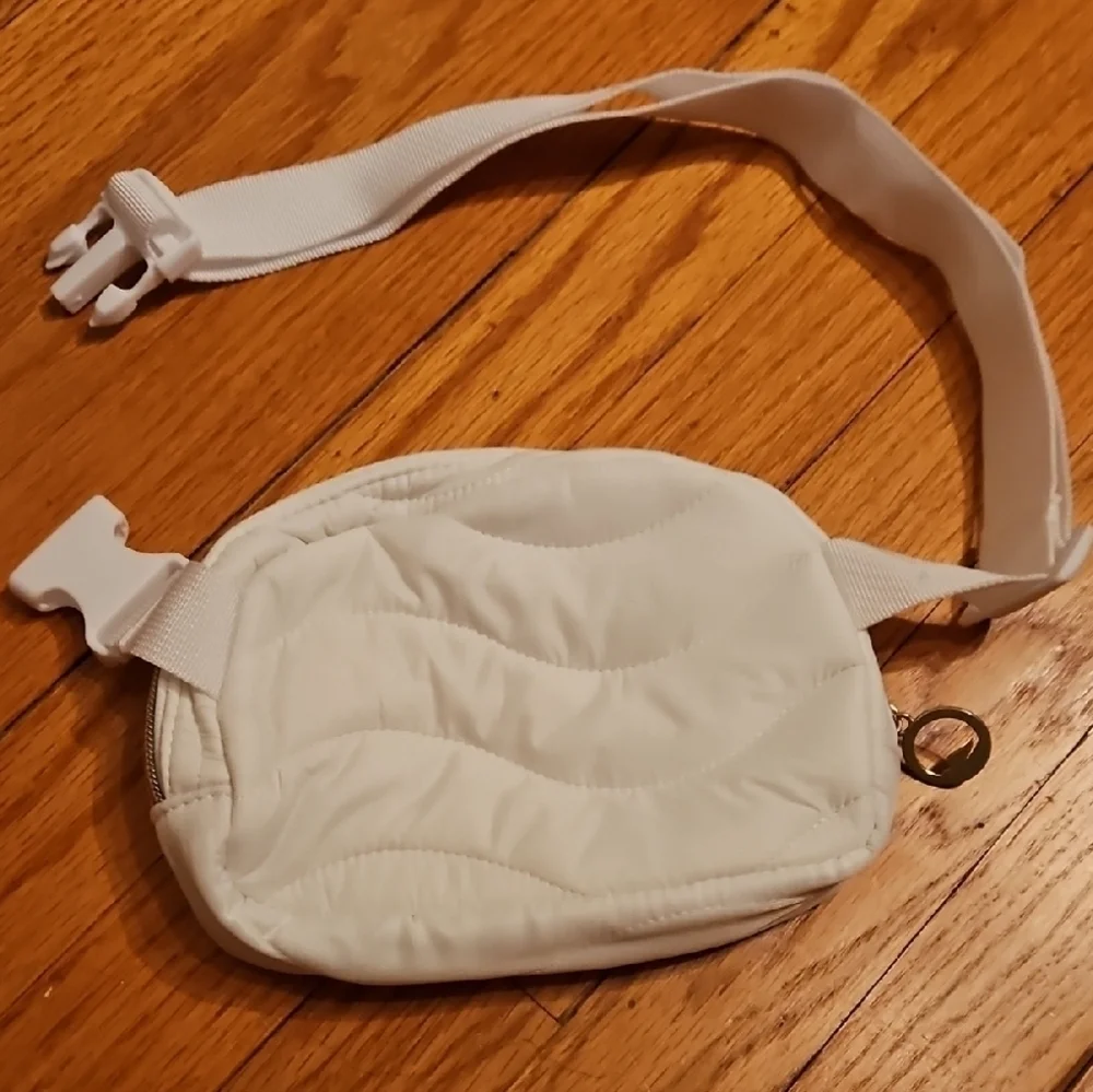 White Adjustable Quilted Belt Bag